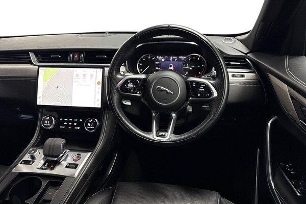 Used Jaguar F-Pace 2021 for sale - 76082444: Photo 9