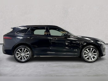 Used Jaguar F-Pace 2023 for sale - 75556314: Photo
