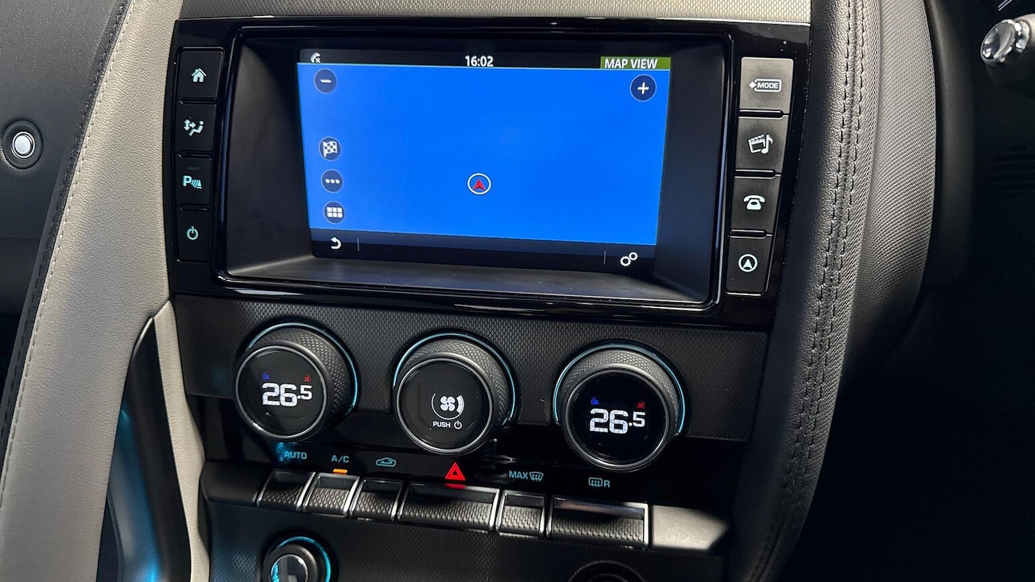 Used Jaguar F-Type 2016 for sale - 77662545: Photo 21