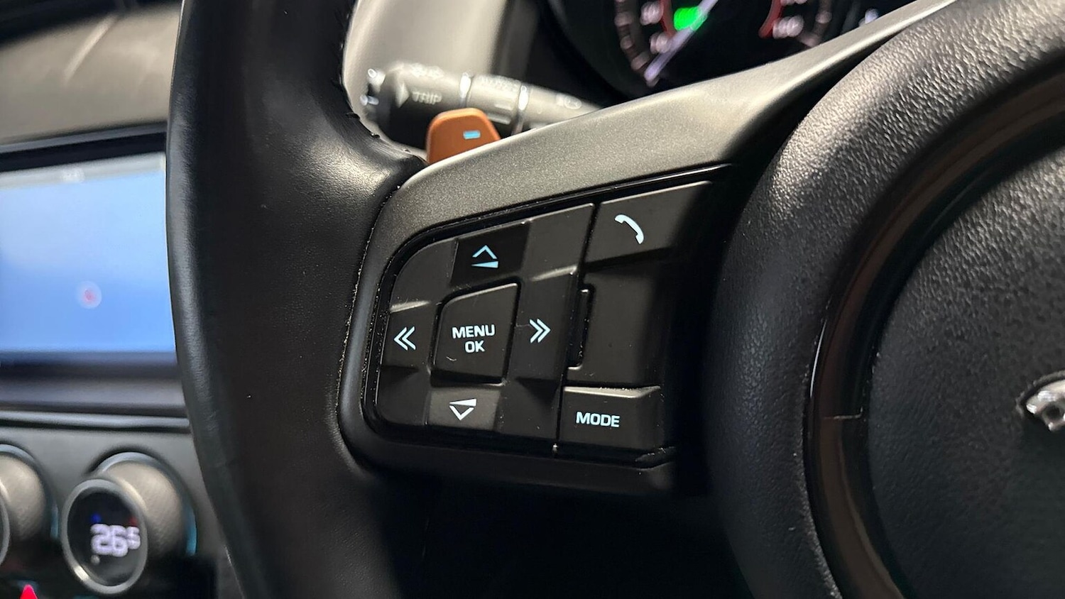 Used Jaguar F-Type 2016 for sale - 77662545: Photo 23