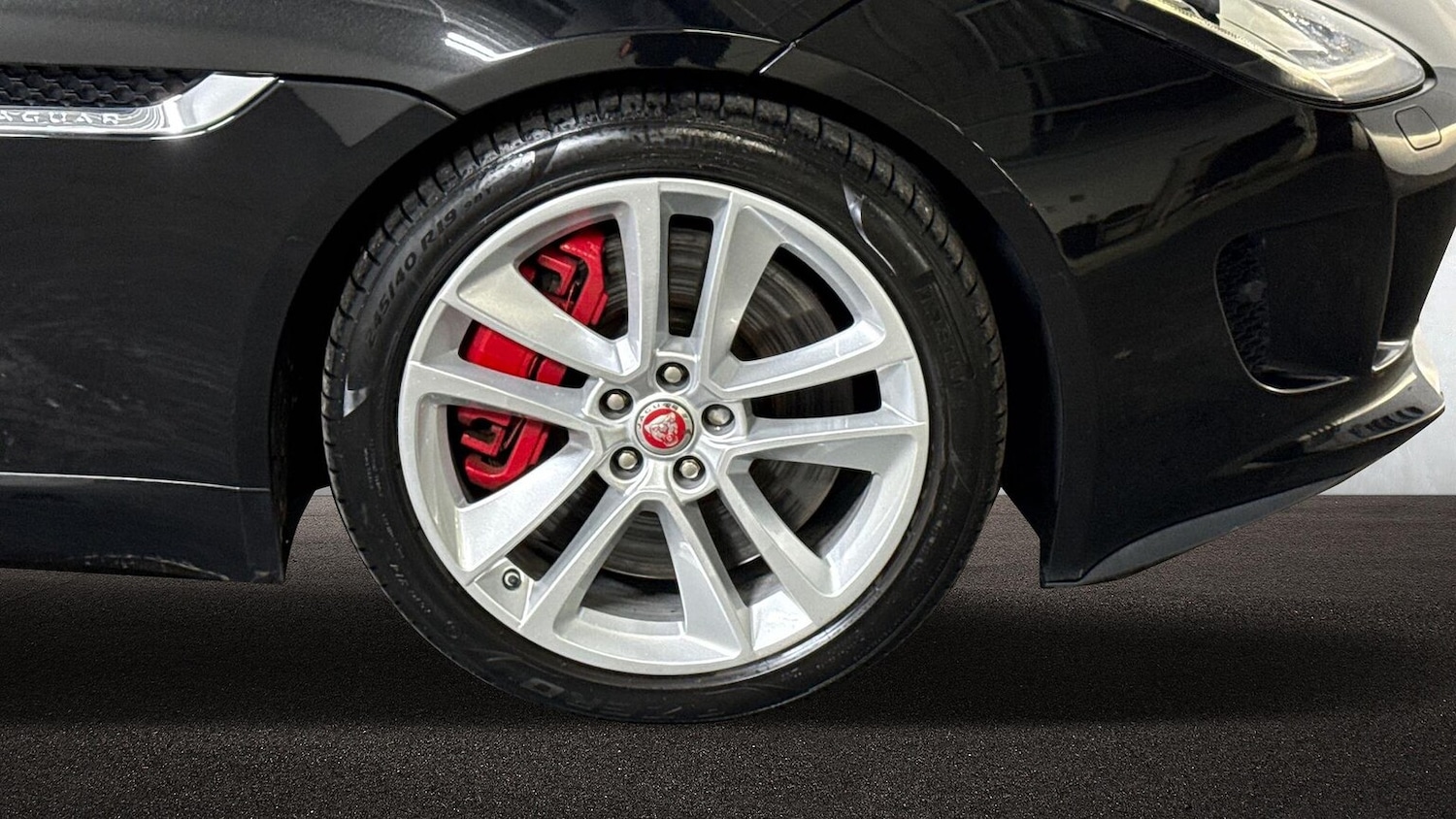 Used Jaguar F-Type 2016 for sale - 77662545: Photo 8