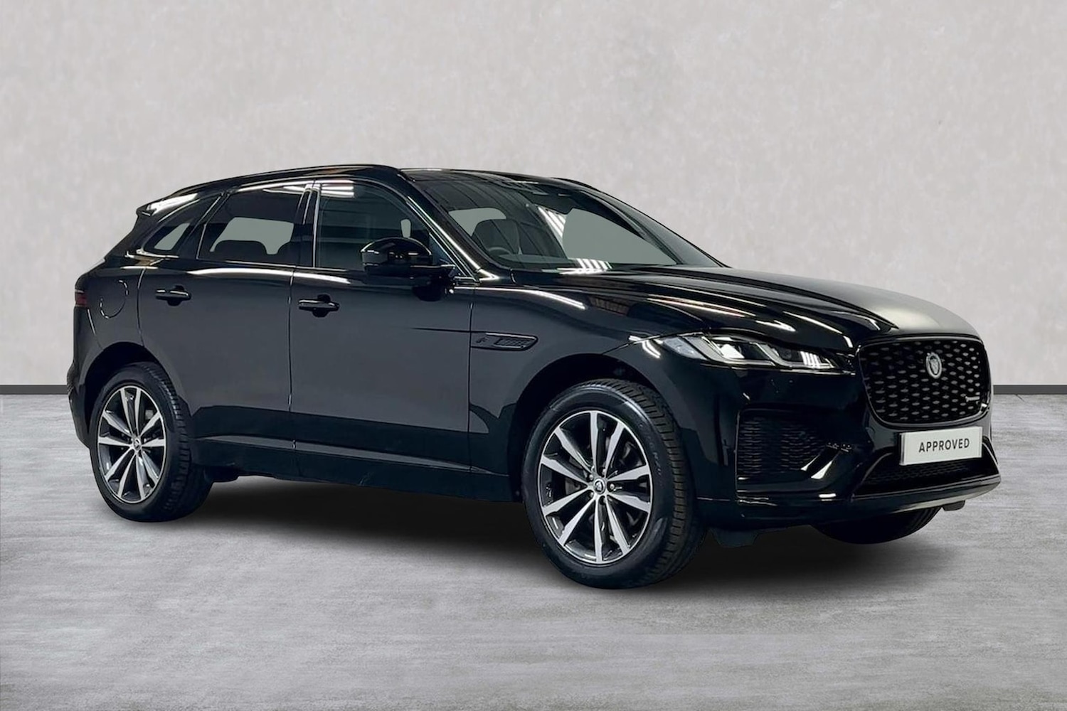 Used Jaguar F-Pace 2024 for sale - 76918979: Photo 1