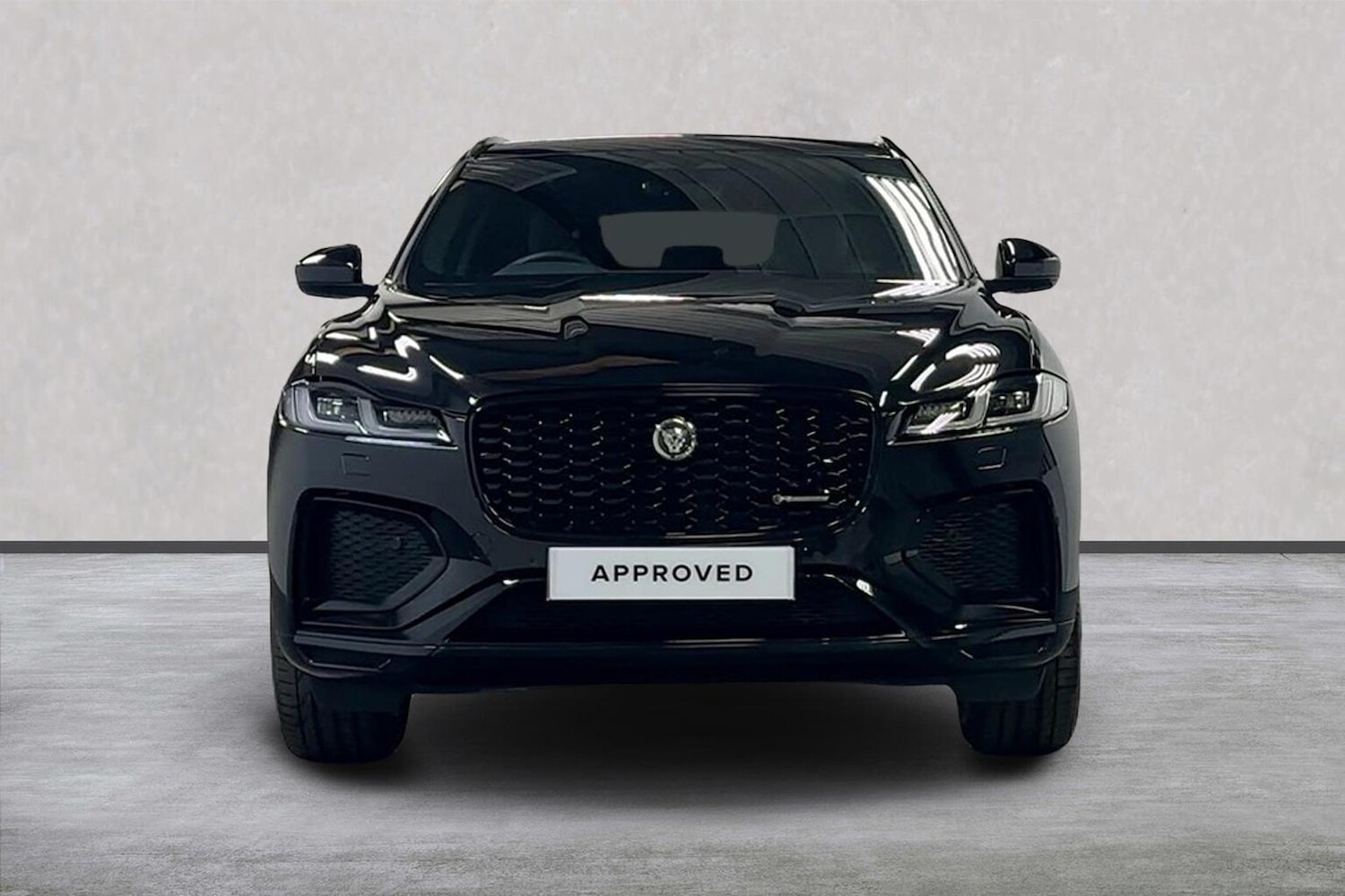 Used Jaguar F-Pace 2024 for sale - 76918979: Photo 5