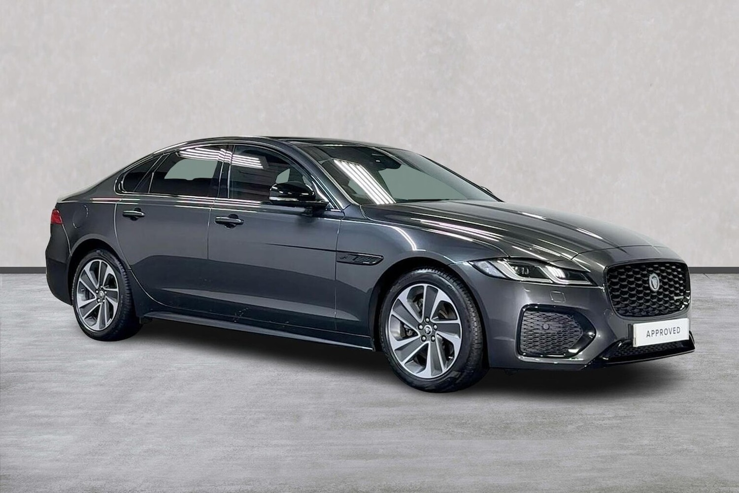 Used Jaguar XF 2023 for sale - 76181402: Photo 1