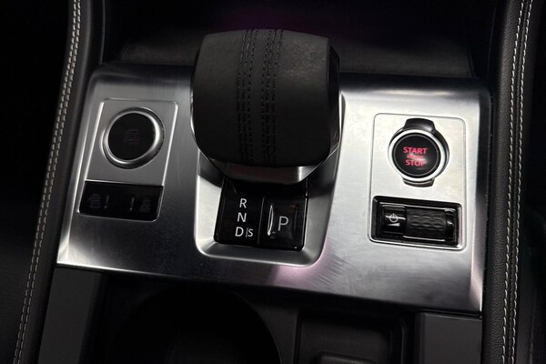 Used Jaguar F-Pace 2022 for sale - 76107174: Photo 12