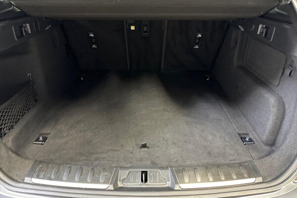 Used Jaguar F-Pace 2022 for sale - 76107174: Photo 17