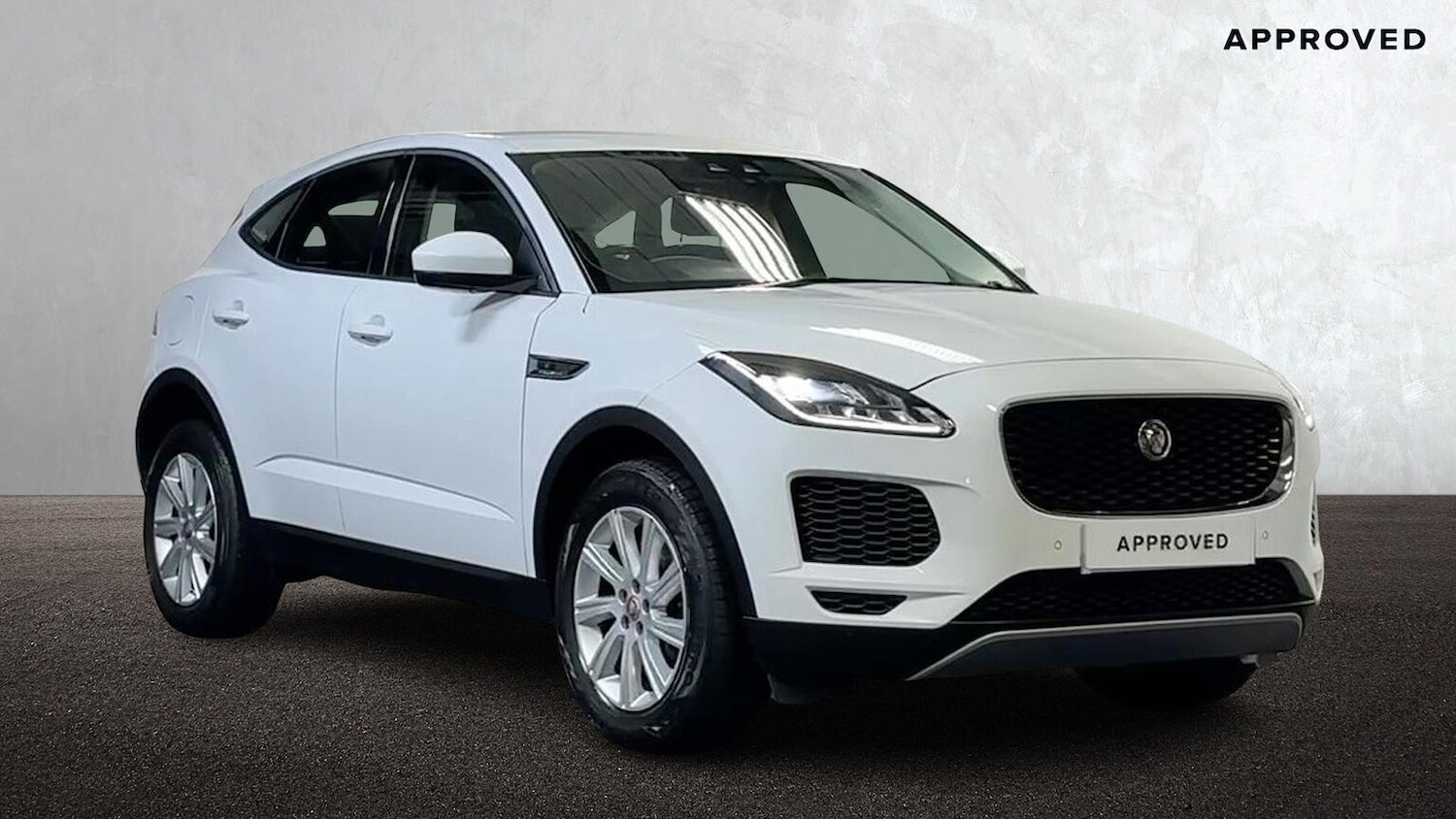 Used Jaguar E-Pace 2019 for sale - 76906354: Photo 1