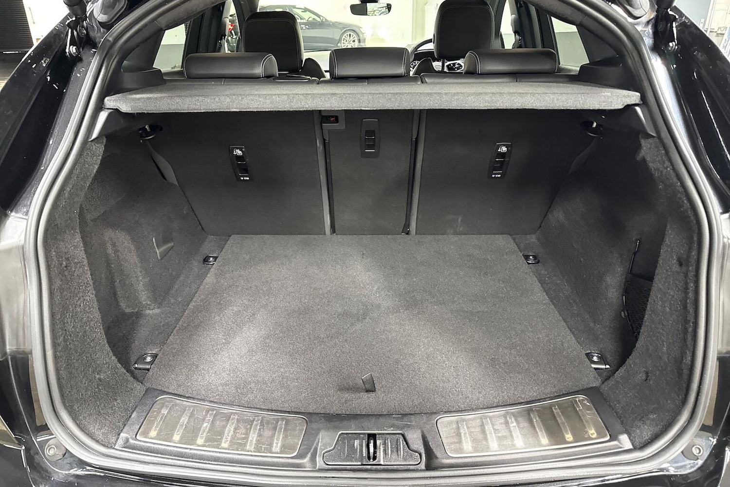 Used Jaguar E-Pace 2024 for sale - 76577310: Photo 17