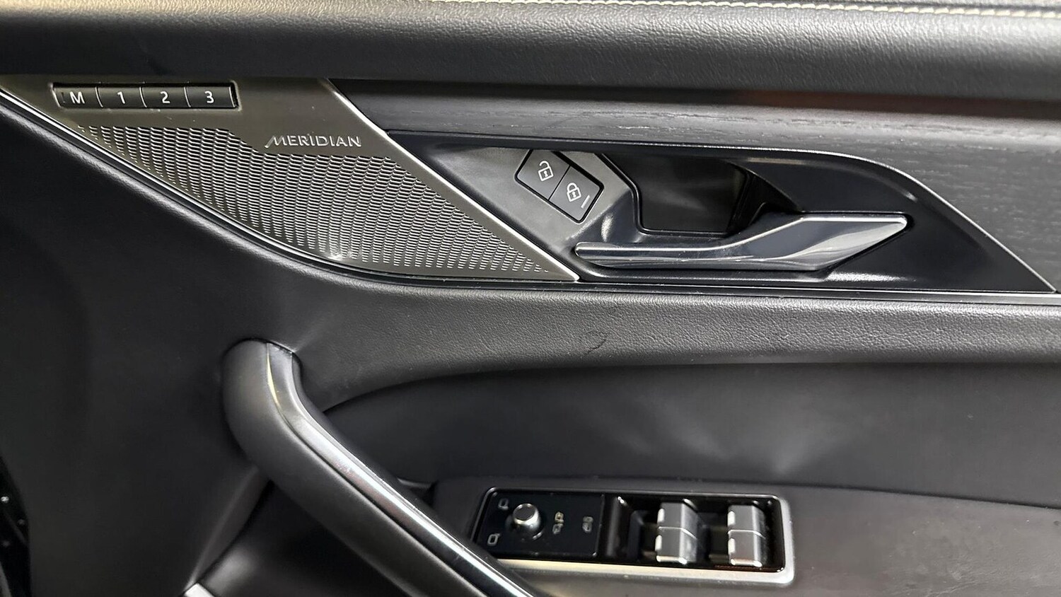 Used Jaguar F-Pace 2023 for sale - 77489769: Photo 29