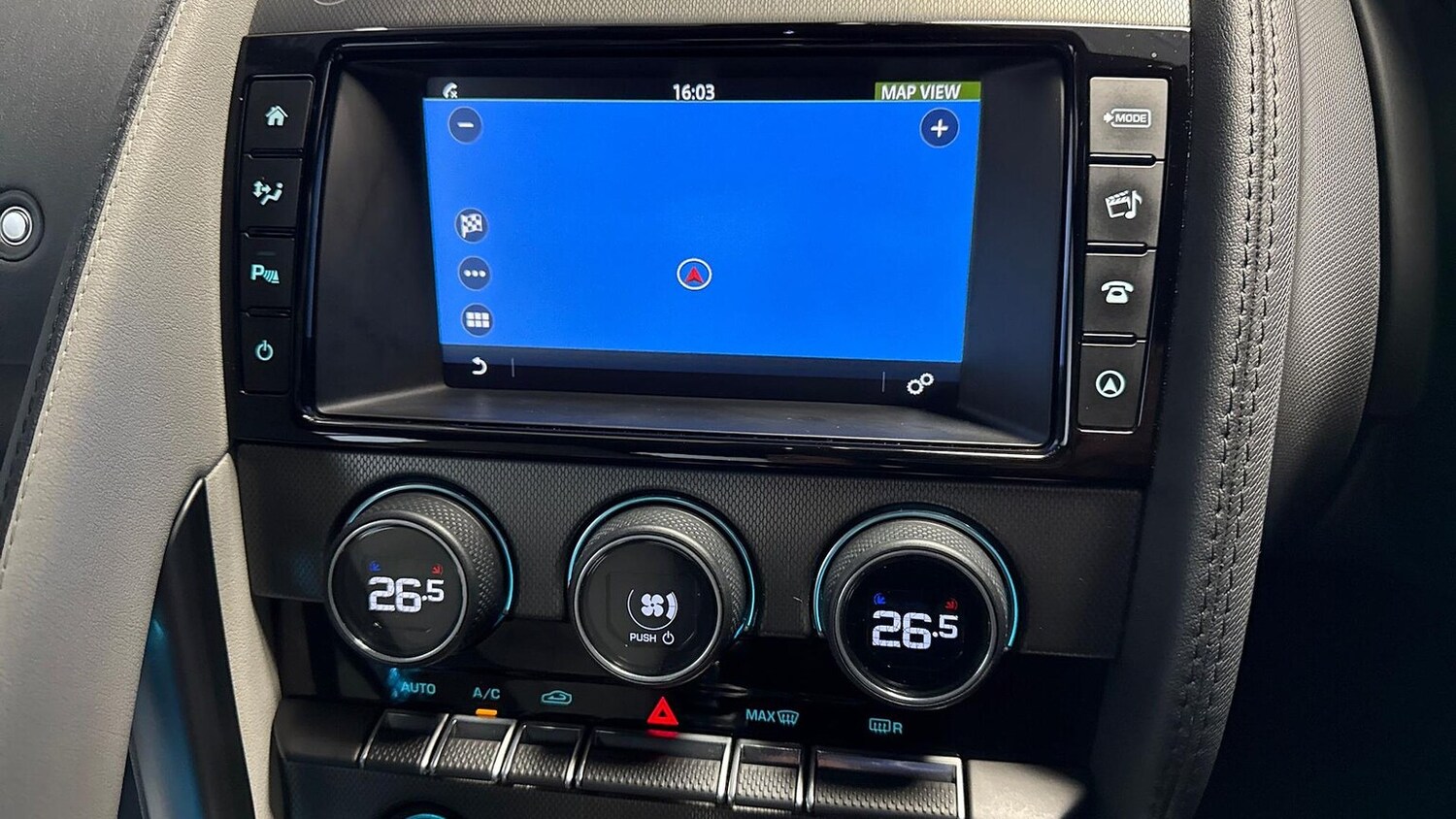 Used Jaguar F-Type 2016 for sale - 77489793: Photo 11