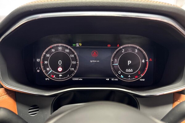 Used Jaguar F-Pace 2023 for sale - 75484813: Photo 10