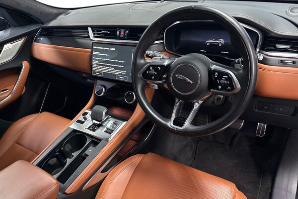 Used Jaguar F-Pace 2023 for sale - 75484813: Photo 15