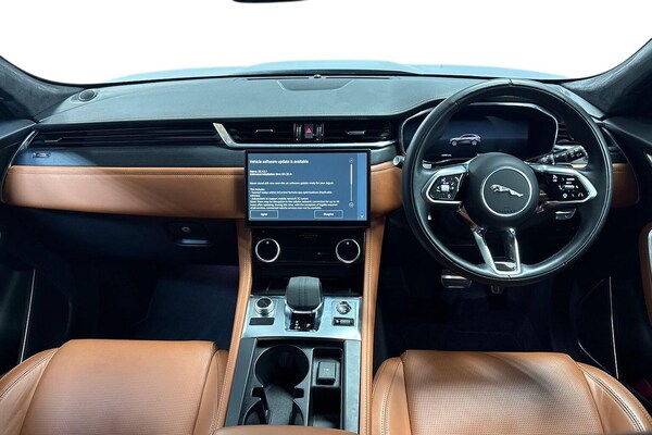 Used Jaguar F-Pace 2023 for sale - 75484813: Photo 8