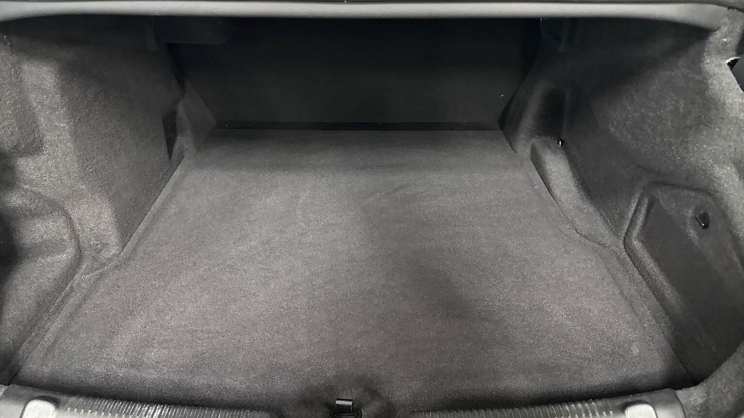 Used Jaguar XE 2019 for sale - 78106354: Photo 10