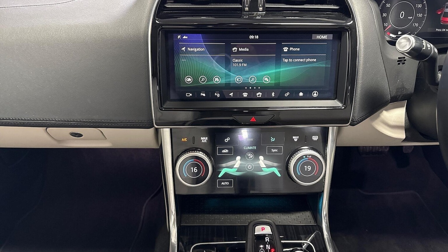 Used Jaguar XE 2019 for sale - 78106354: Photo 14