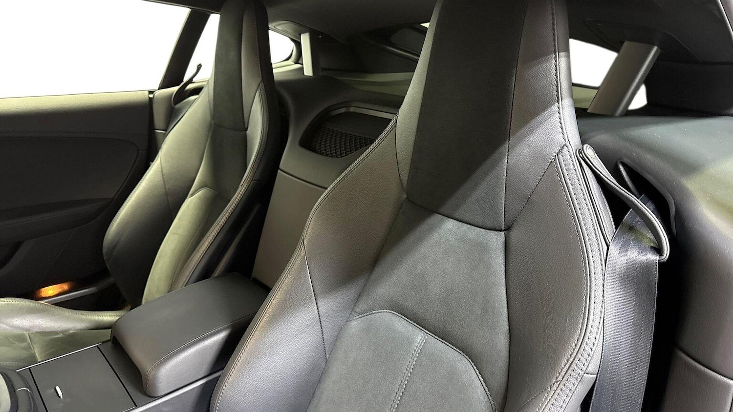 Used Jaguar F-Type 2020 for sale - 76707556: Photo 4