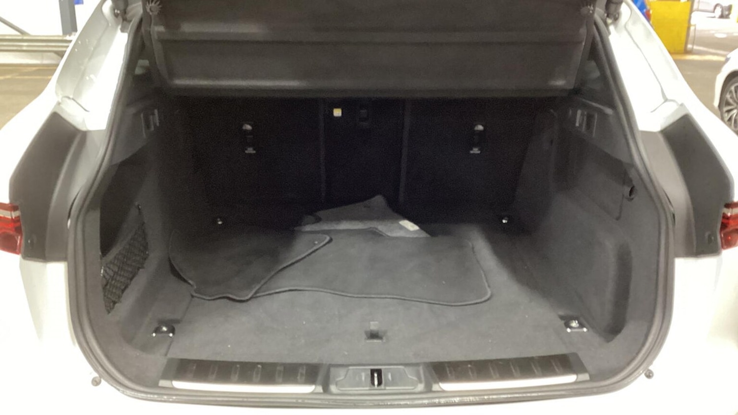 Used Jaguar F-Pace 2022 for sale - 76628001: Photo 10