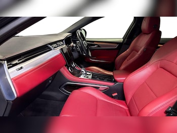 Used Jaguar F-Pace 2022 for sale - 77489782: Photo