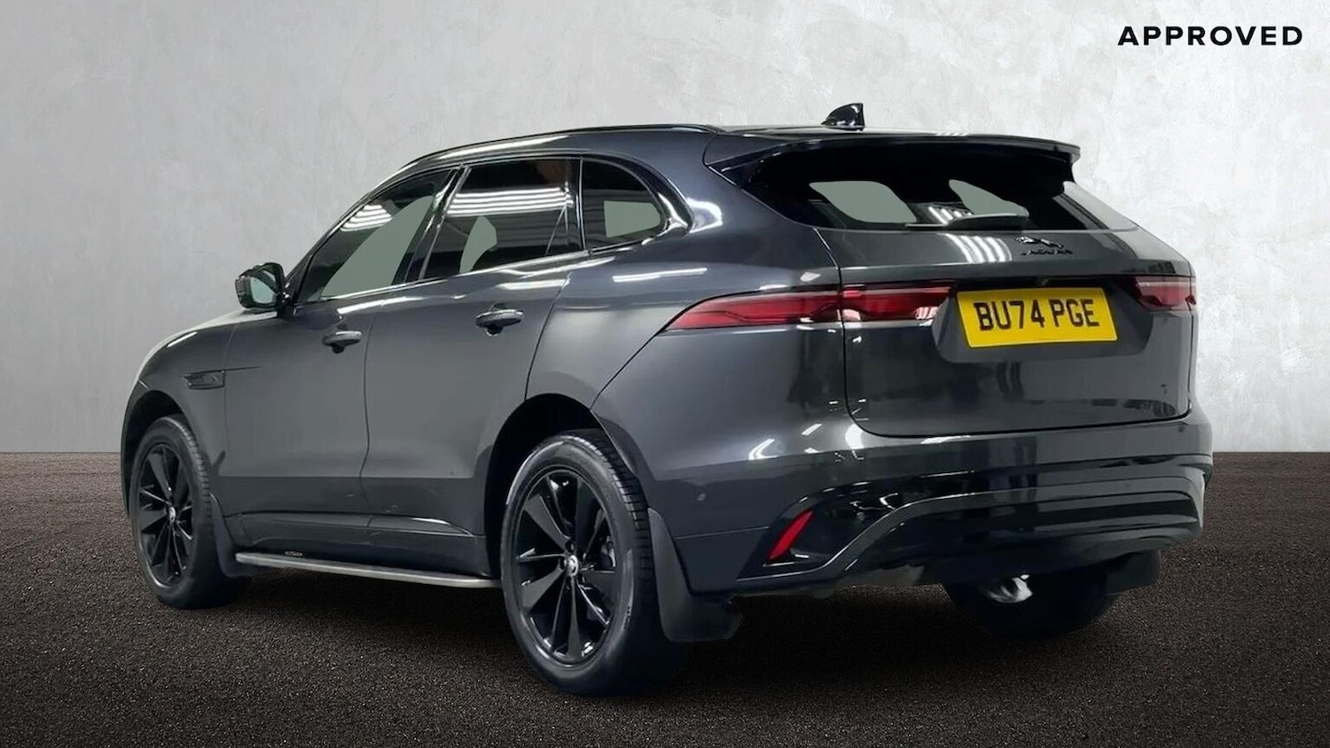 Used Jaguar F-Pace 2024 for sale - 78191298: Photo 2