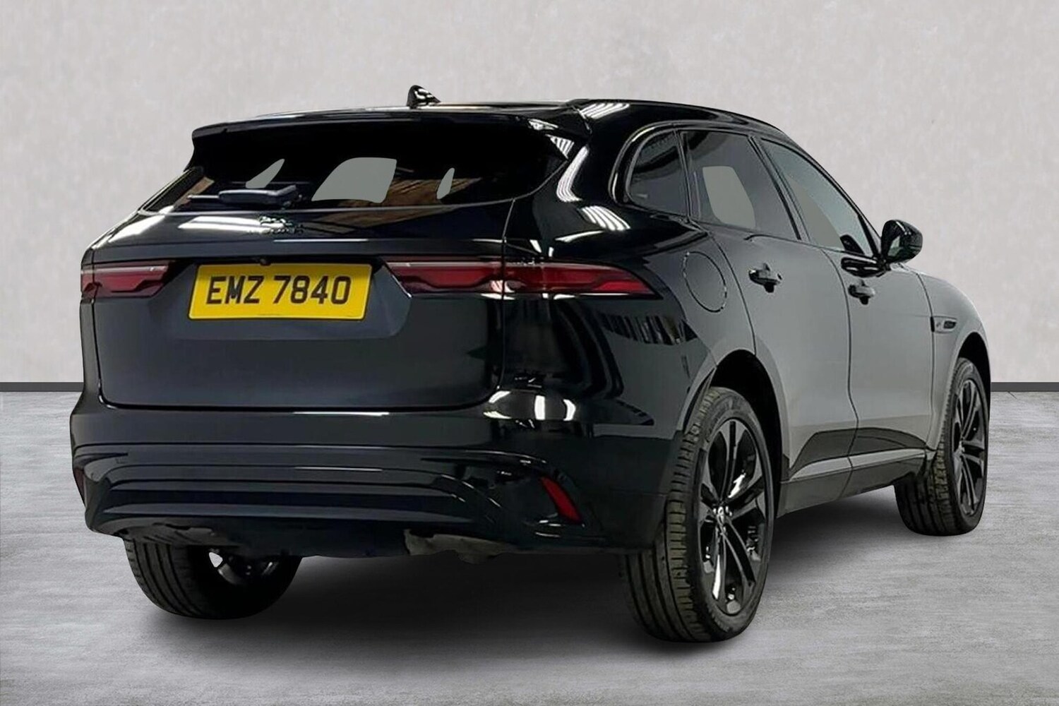 Used Jaguar F-Pace 2023 for sale - 77489780: Photo 18