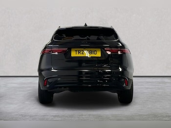 Used Jaguar F-Pace 2022 for sale - 75550356: Photo