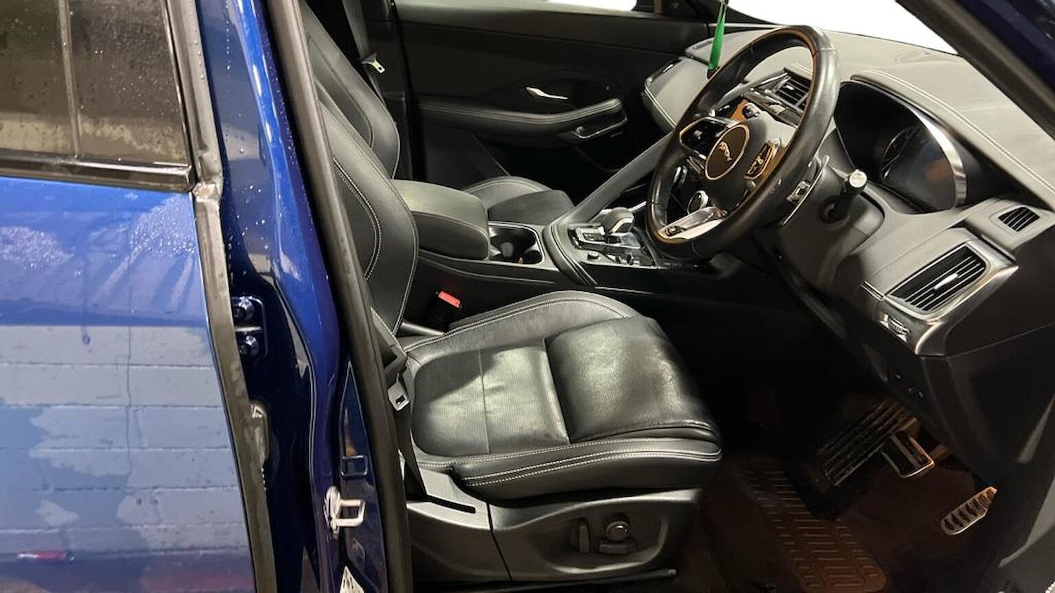 Used Jaguar E-Pace 2022 for sale - 77028113: Photo 3