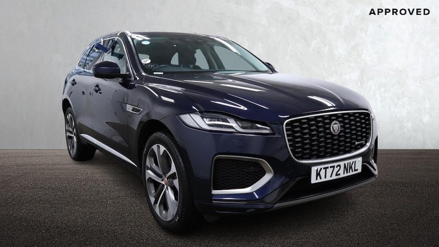 Used Jaguar F-Pace 2023 for sale - 76555473: Photo 1