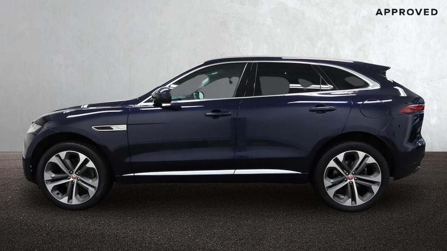 Used Jaguar F-Pace 2023 for sale - 76555473: Photo 6