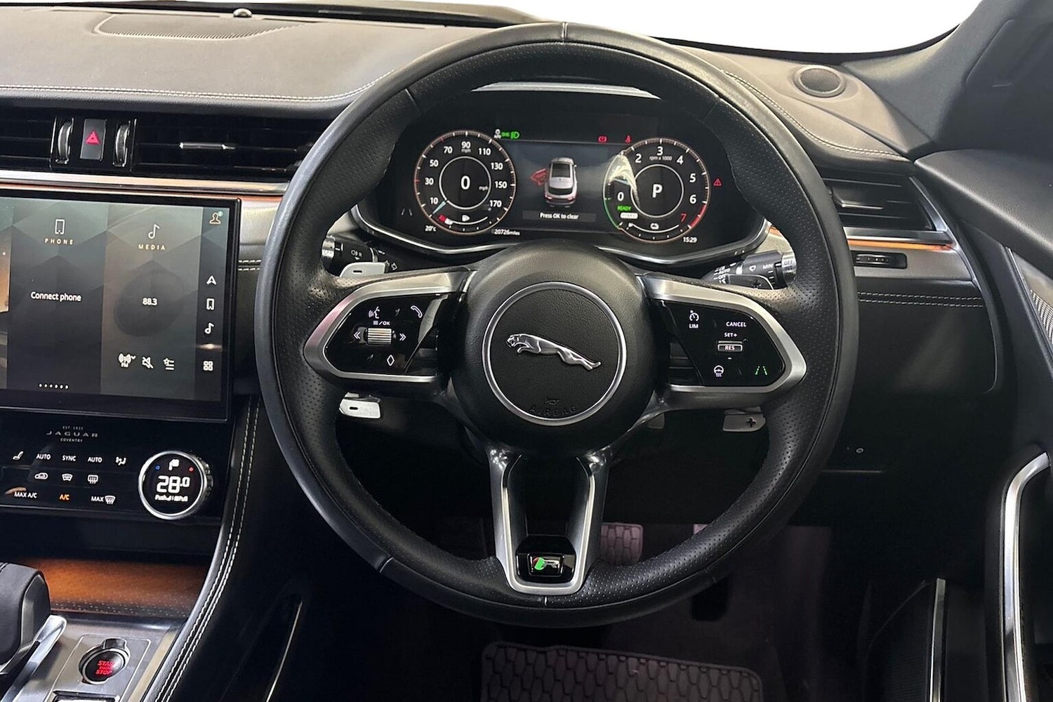 Used Jaguar F-Pace 2021 for sale - 77651695: Photo 9