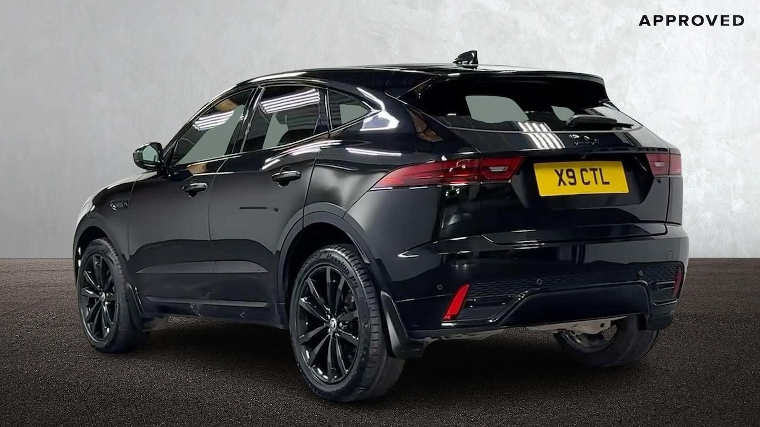 Used Jaguar E-Pace 2024 for sale - 78191278: Photo 2