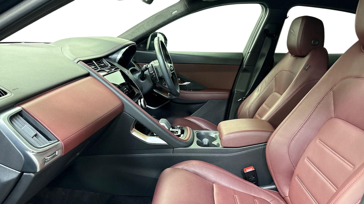 Used Jaguar E-Pace 2024 for sale - 78191278: Photo 3