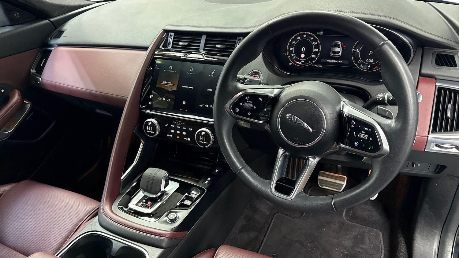 Used Jaguar E-Pace 2024 for sale - 78191278: Photo 9