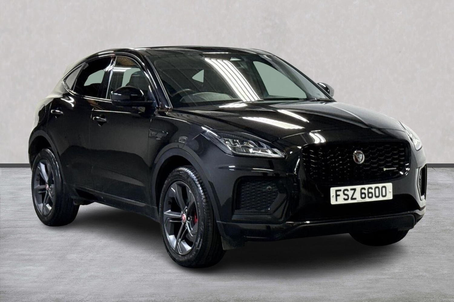 Used Jaguar E-Pace 2021 for sale - 76319608: Photo 1