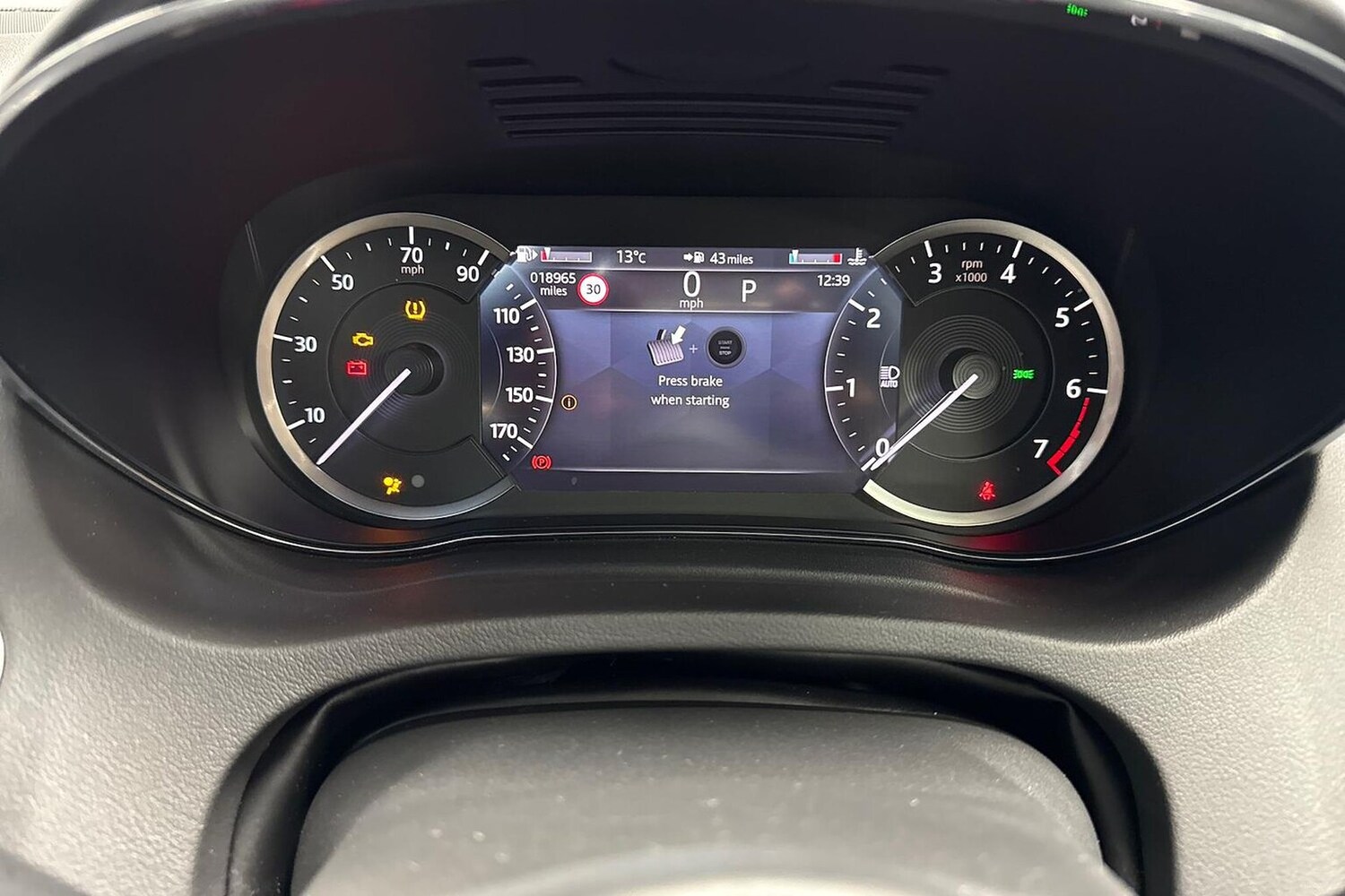 Used Jaguar E-Pace 2021 for sale - 76319608: Photo 10