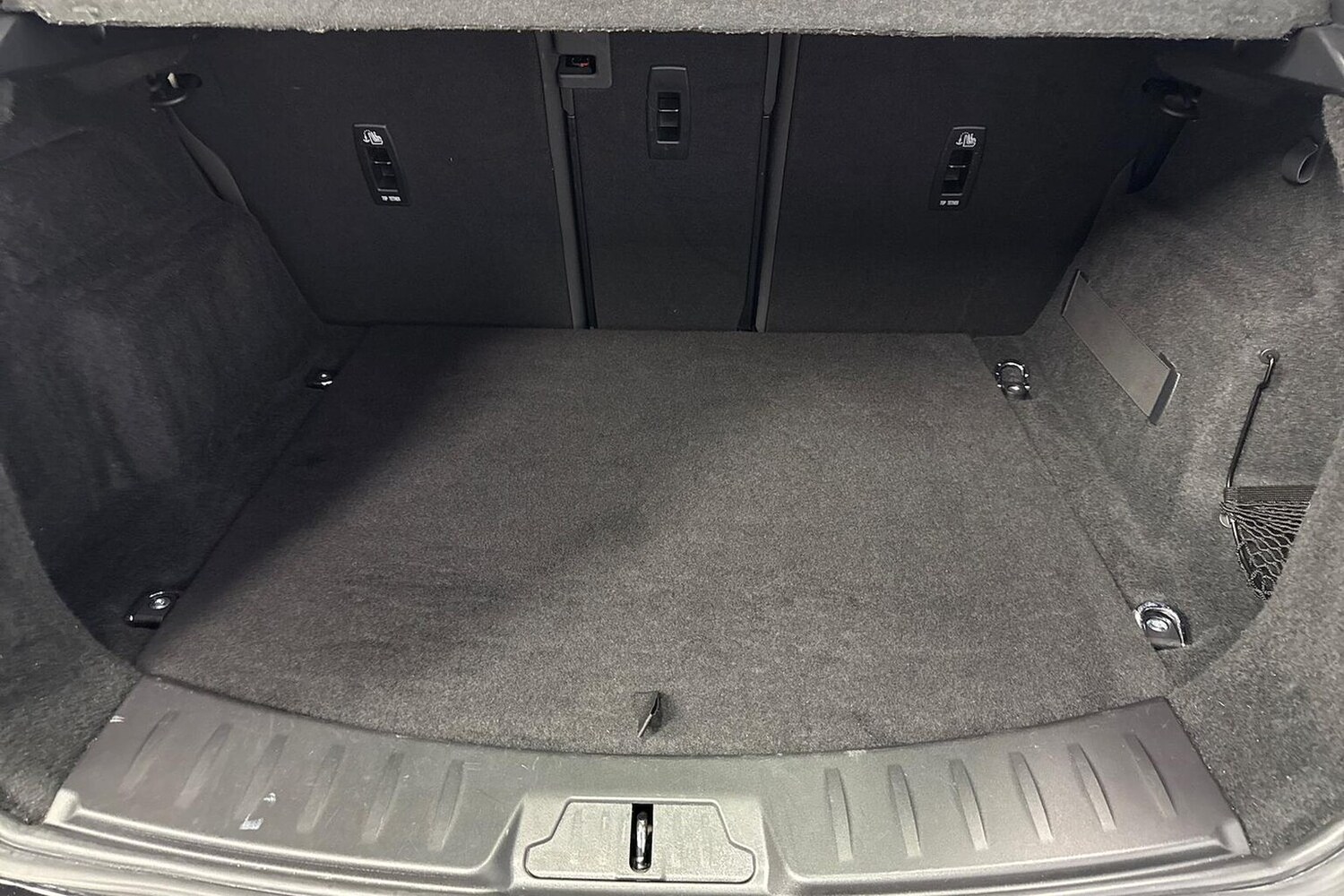 Used Jaguar E-Pace 2021 for sale - 76319608: Photo 17