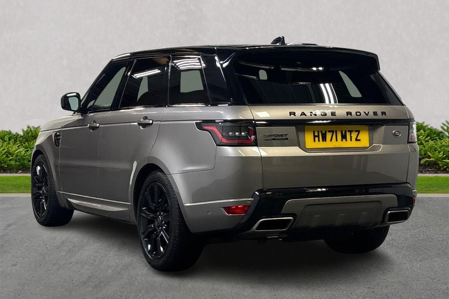 Used Land Rover Range Rover Sport 2021 for sale - 76532479: Photo 2