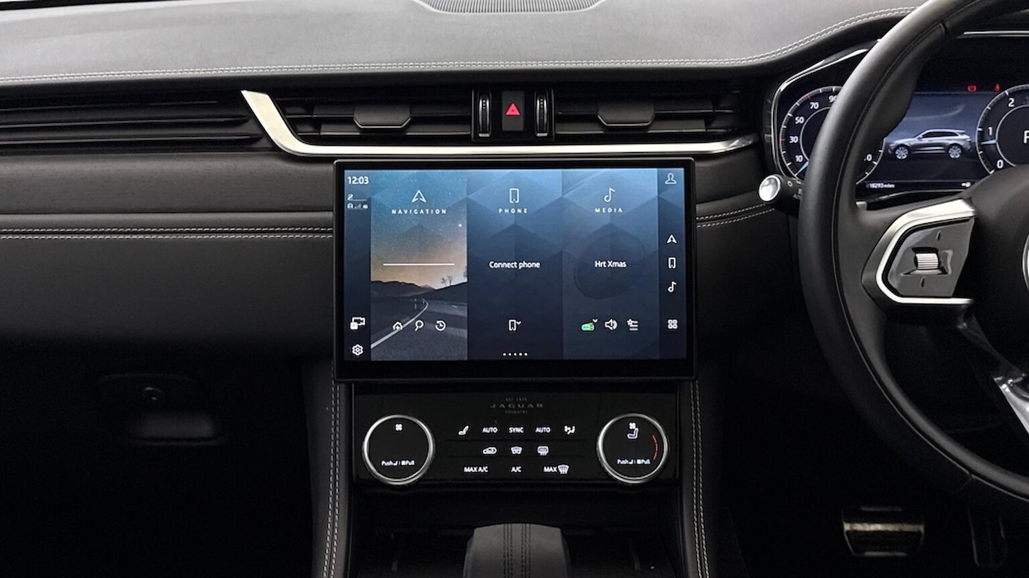 Used Jaguar F-Pace 2023 for sale - 76651228: Photo 14