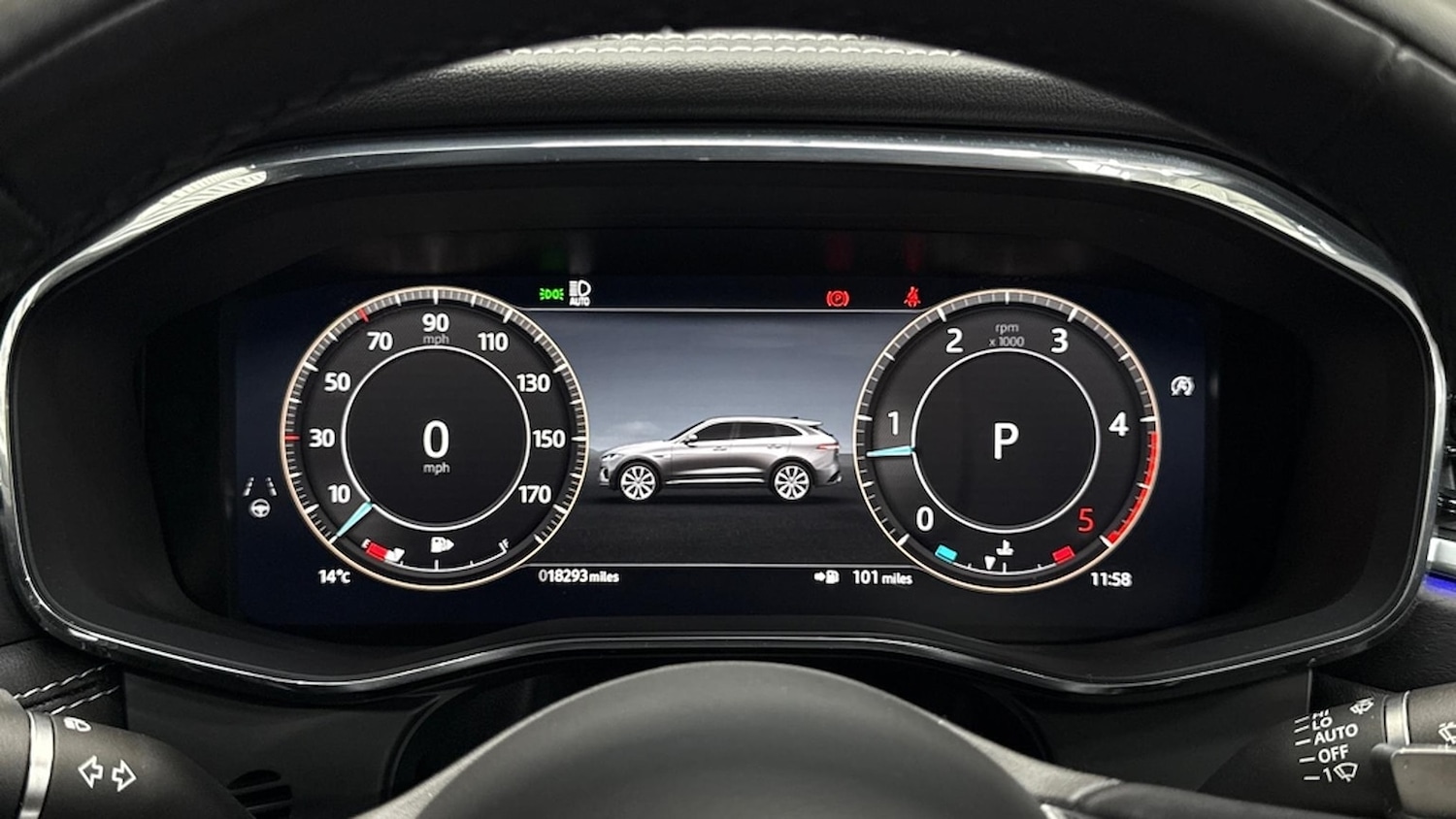 Used Jaguar F-Pace 2023 for sale - 76651228: Photo 16