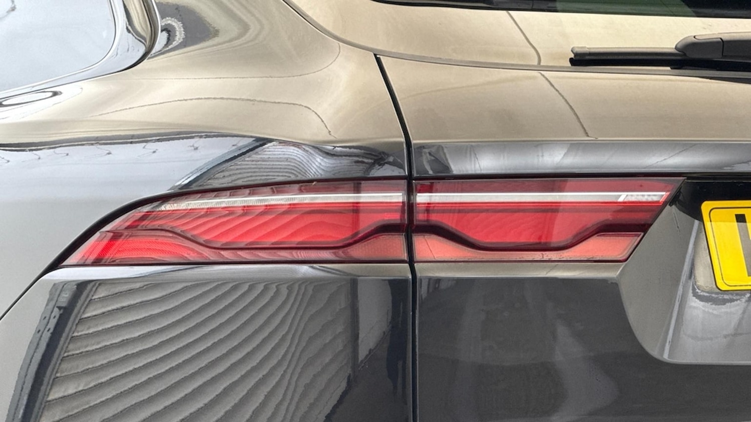 Used Jaguar F-Pace 2023 for sale - 76651228: Photo 19