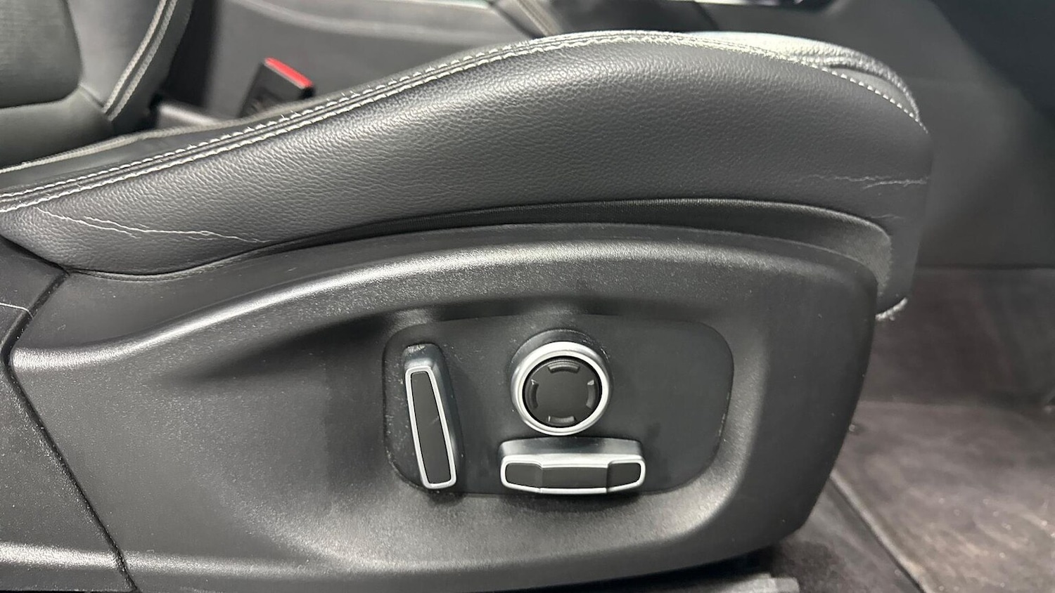 Used Jaguar E-Pace 2021 for sale - 78191265: Photo 21