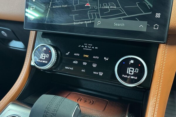 Used Jaguar F-Pace 2024 for sale - 76077758: Photo 12