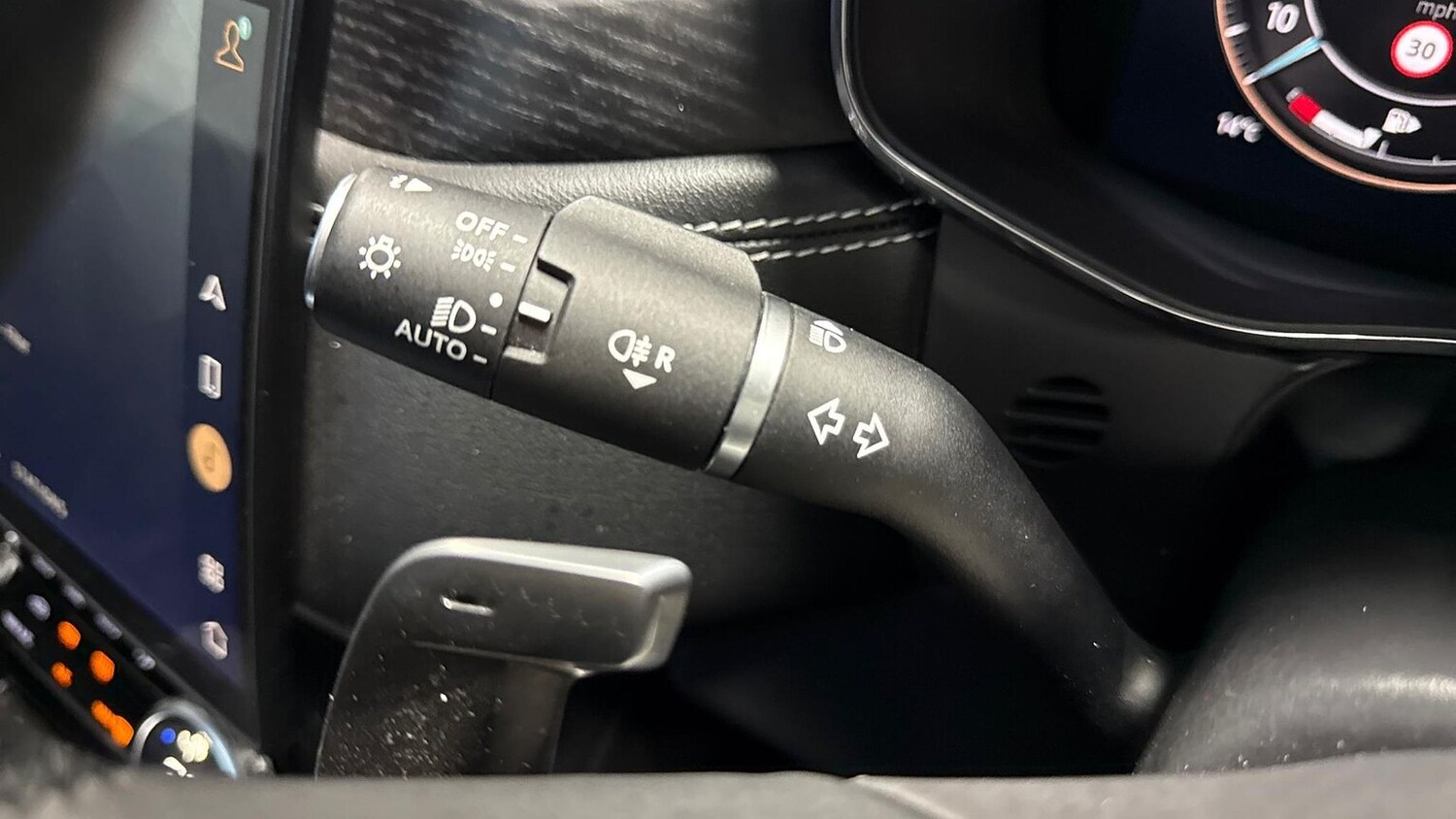 Used Jaguar F-Pace 2023 for sale - 77489776: Photo 21