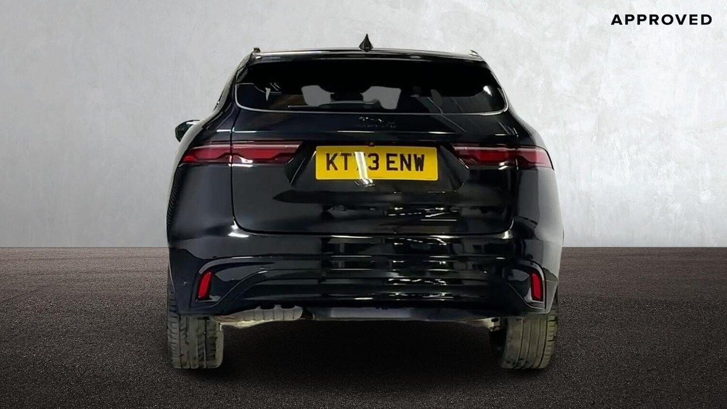 Used Jaguar F-Pace 2023 for sale - 77489776: Photo 6