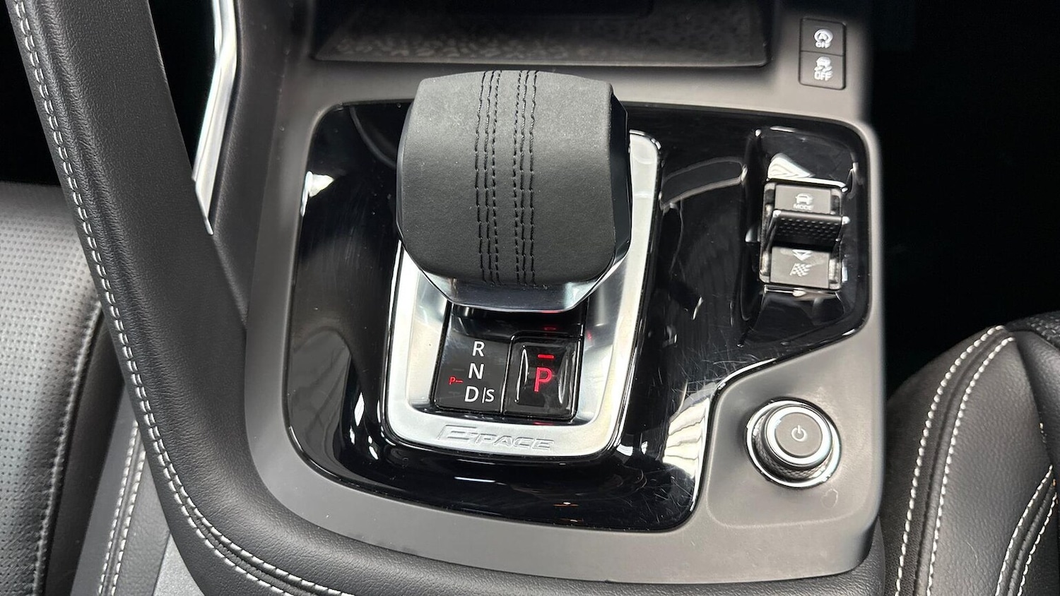 Used Jaguar E-Pace 2024 for sale - 77639284: Photo 13