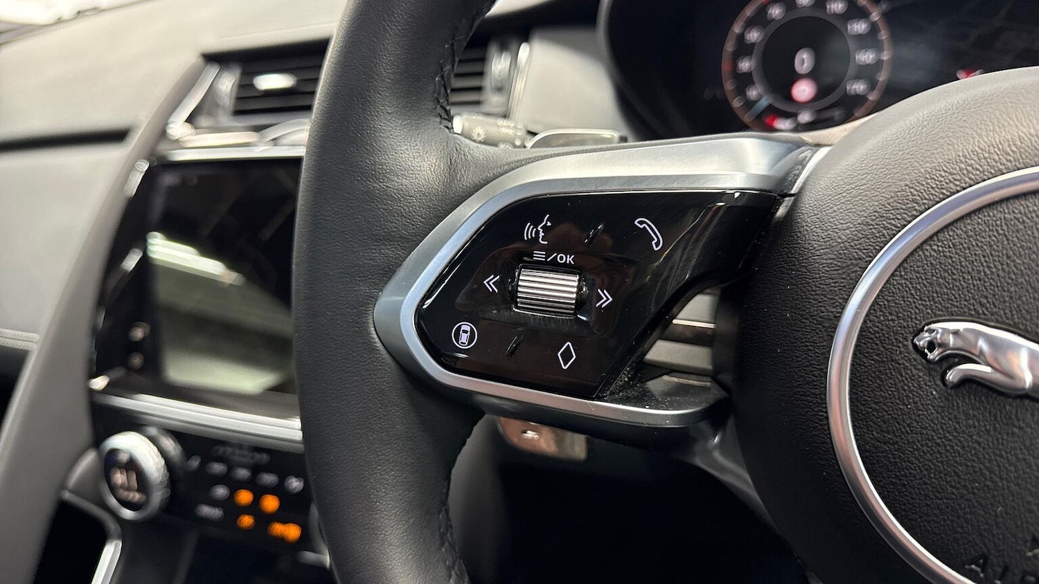 Used Jaguar E-Pace 2024 for sale - 77639284: Photo 23