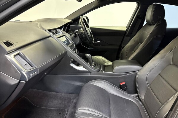 Used Jaguar E-Pace 2019 for sale - 76182461: Photo 7
