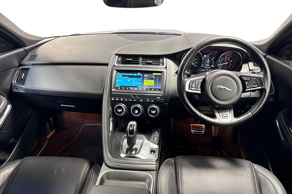 Used Jaguar E-Pace 2019 for sale - 76182461: Photo 8