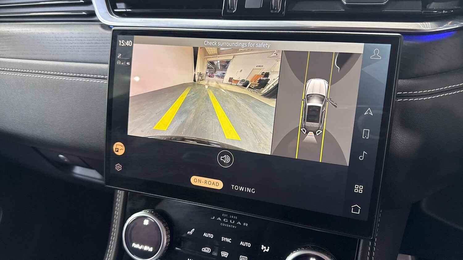 Used Jaguar F-Pace 2023 for sale - 78191289: Photo 12