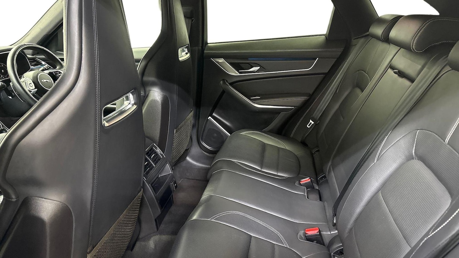 Used Jaguar F-Pace 2023 for sale - 78191289: Photo 4