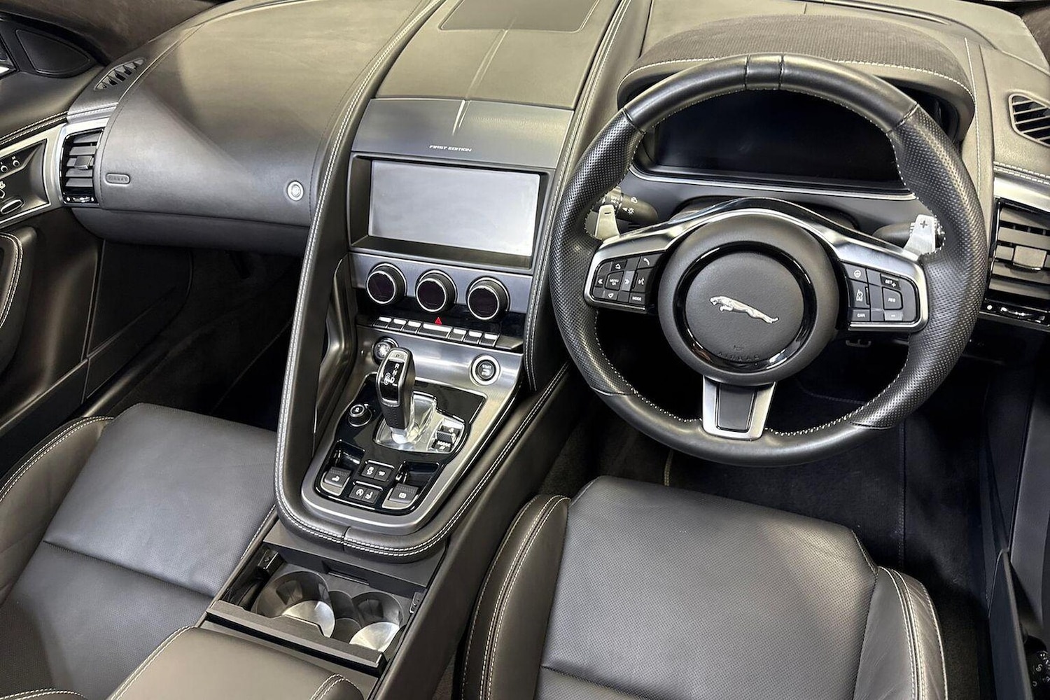 Used Jaguar F-Type 2022 for sale - 76219133: Photo 15